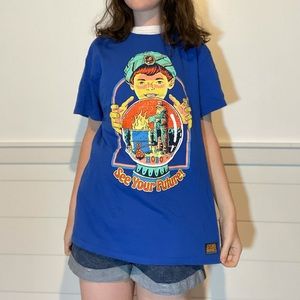 Steven Rhodes fortune teller graphic tee